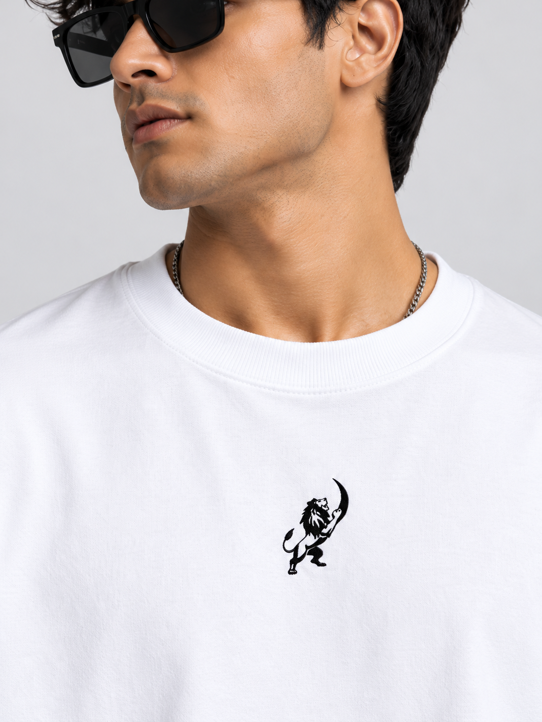 LAPETUS Leaf Graphic Men's Oversized T-Shirt – White |