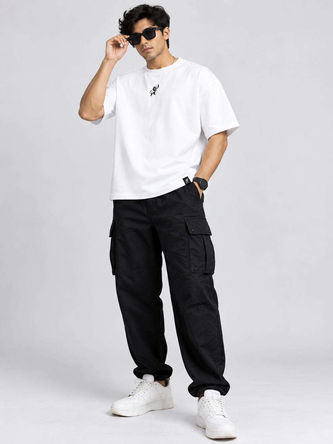 Lapetus Mood of the Day Panda Oversized White T-Shirt – Unisex Streetwear